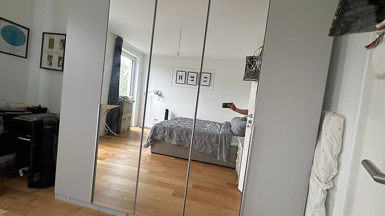 Picture 4