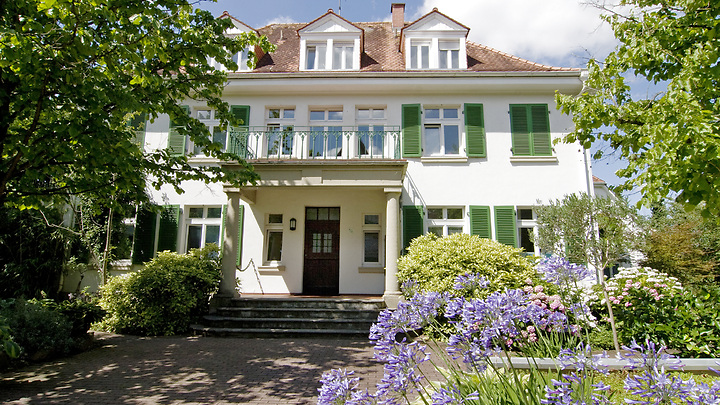 2 Zimmer-Dachwohnung in Heidelberg - Wieblingen, möbliert