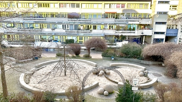 Picture 10